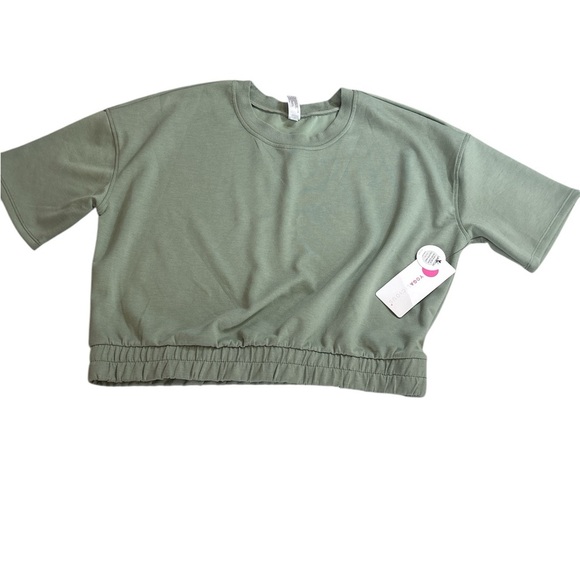 NWT Yogalicious Green Scuba Lanston Crew neck Top Sweatshirt Women’s Size XLarge - Picture 1 of 9